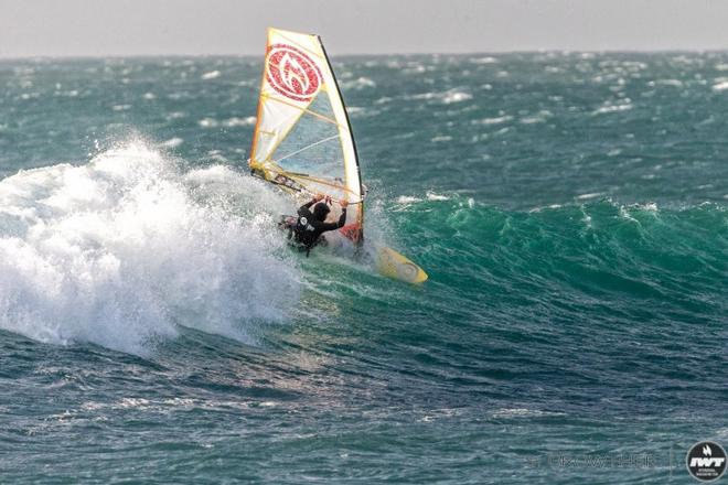 Day 2 – Diego Fabres – Matanzas Wave Classic ©  Si Crowther / IWT